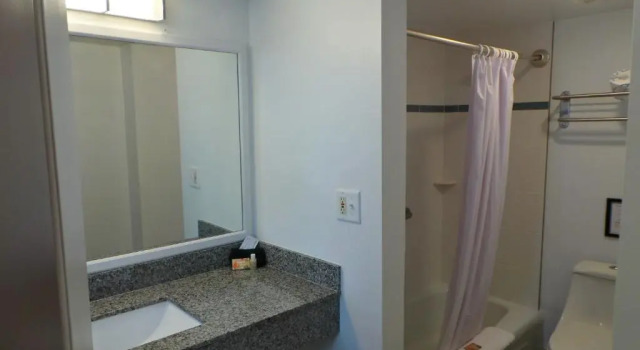 Двухместный номер Deluxe Island House Resort Hotel