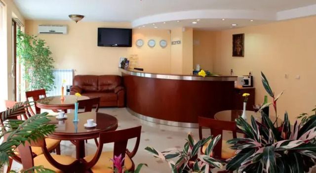 Lucky Hotel, Rezervovat Hotel 3hvězdičkové hotely v Gabrovo, 3*