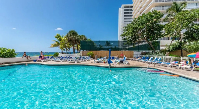 Апартаменты Ocean Beach Condo 3BR On the Sand 811