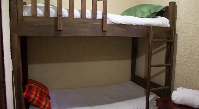 Кровать в общем номере Hotel Palma De Mallorca