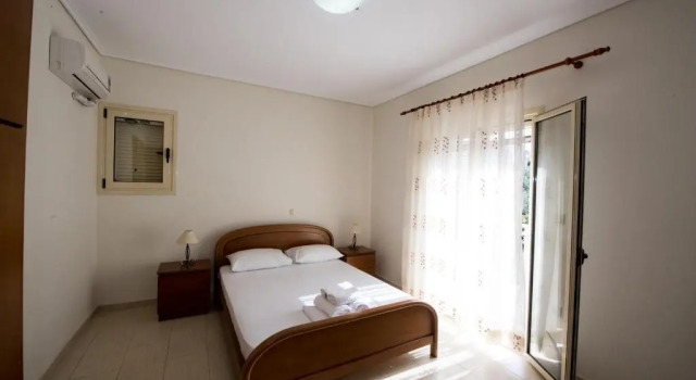 Manoleas Villas - Apartment 4, Забронировать Апартаменты/квартира Отели периферийной единицы Мессения с бассейном, Бассейн