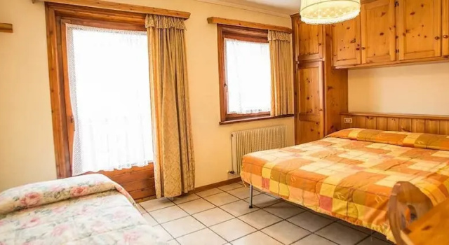 Трёхместный семейный номер Standard Hotel Aquila