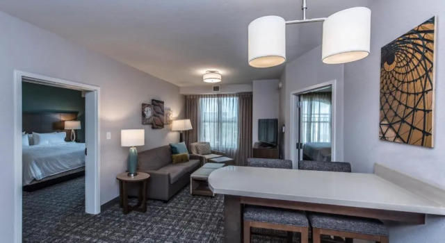 Люкс с 2 комнатами Staybridge Suites Charleston - Mount Pleasant by IHG