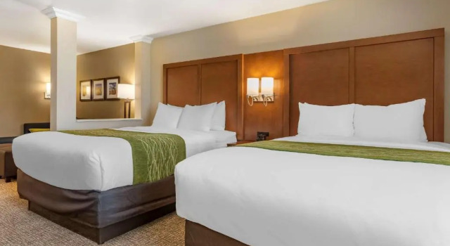 Люкс Superior Comfort Suites Albuquerque Airport