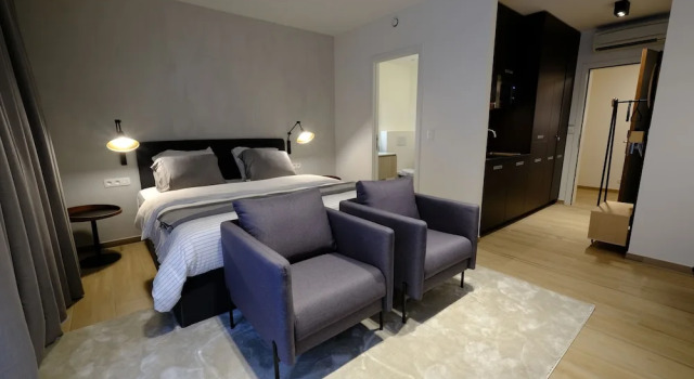 Люкс Deluxe Qstay Good Living Apartments