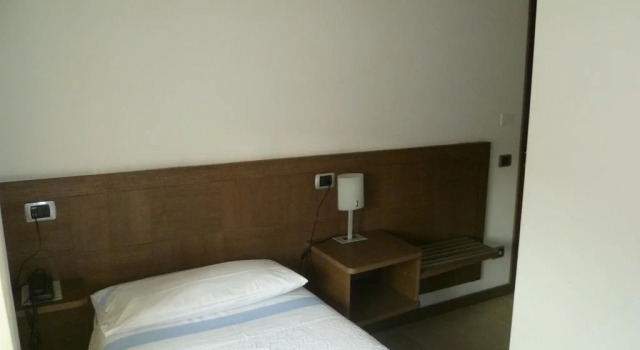 Albergo Sole, Buchen Sie Hotel Mariano Comense Lombardei