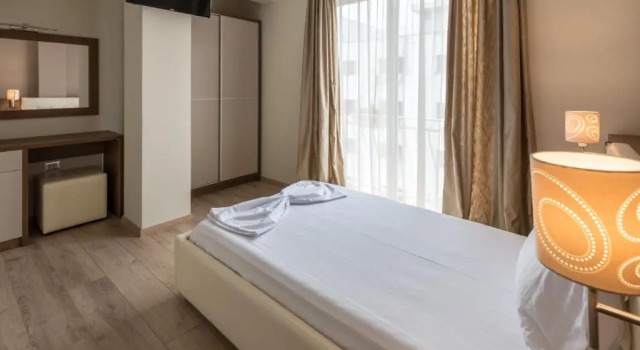 Одноместный номер Standard с балконом KEIT Hotel