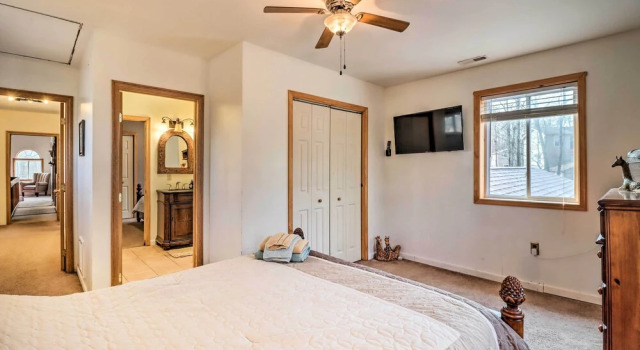 Коттедж Game Room & Lake Access: Albrightsville Home!
