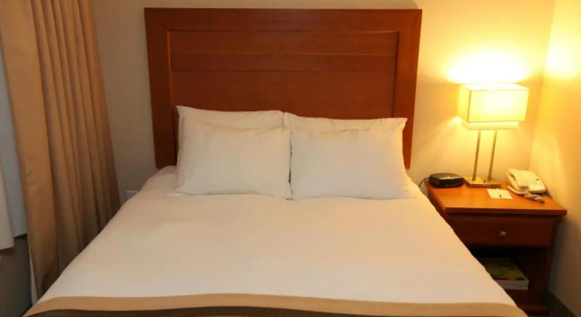 Люкс St. Albert Inn & Suites