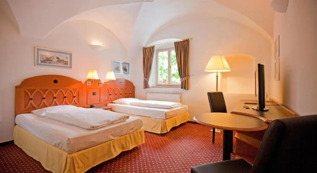 Трёхместный номер Standard Hotel Alter Wirt