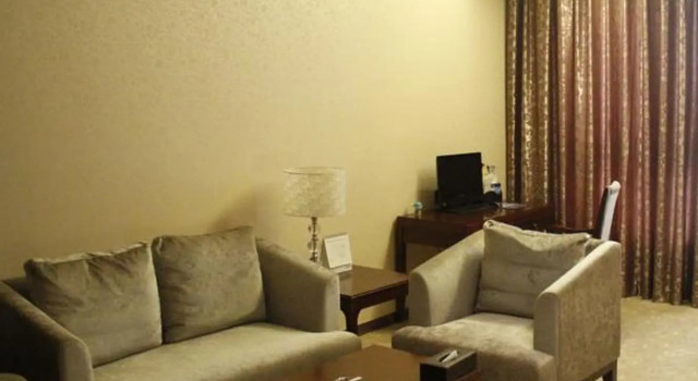 Люкс Executive Xian Zhongfei GrandSkylight Hotel