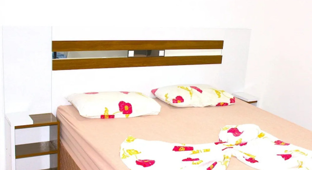 Iate Park Hotel