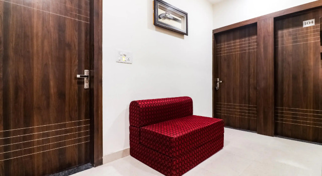 OYO 69533 Hotel Diamond Star, Book Hotel Hisar Haryana