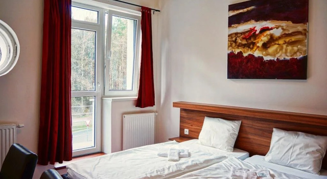 Restaurace a penzion Zděná Bouda, Reserva ahora Hotel Hradec Králové 
