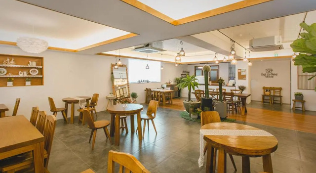 Camera familiare Standard Brown-Dot Hotel Choeup