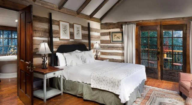 Half-Mile Farm, Buchen Sie Bauernhof Highlands North Carolina