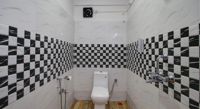 Номер Deluxe с видом на бассейн Hotel Pleasure Inn near Turtle Beach- Morjim