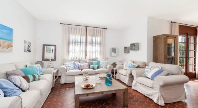 Holiday Home Gramoia, Rezervați Casă de vacanță Cabane în Girona, Casetă