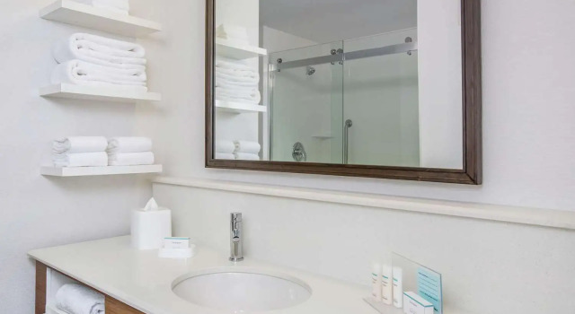 Номер Standard Hampton Inn & Suites Oahu Kapolei