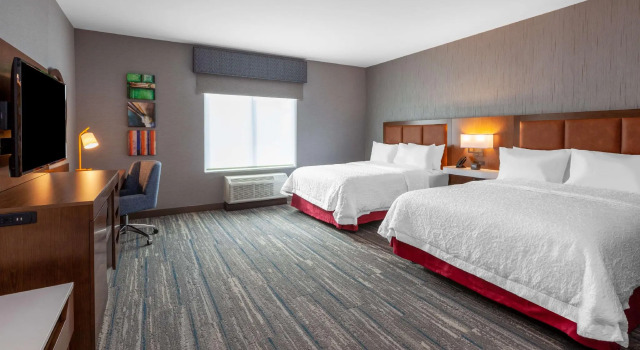 Четырёхместный номер Standard Hampton Inn & Suites Bloomfield Hills Detroit