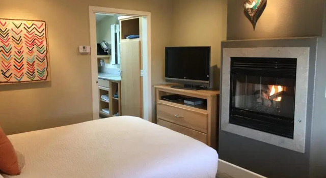 Run of House Cambria Shores Inn