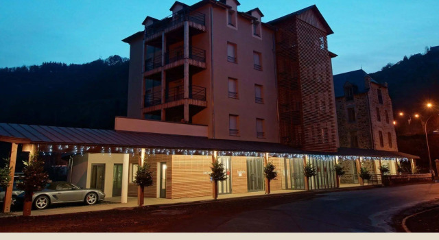 Coin d'Aubrac Hotel, Restaurant & SPA De luxe, Boek Resort Chaudes-Aigues 