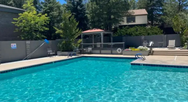 Коттедж X Template House in Prescott