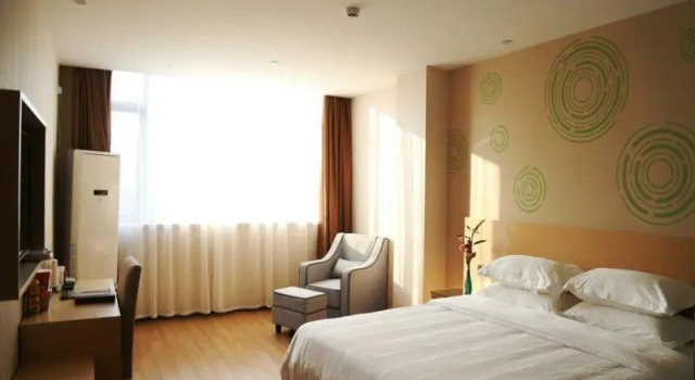 Номер Standard GreenTree Inn Taizhou East Meilan Road University Town Hotel