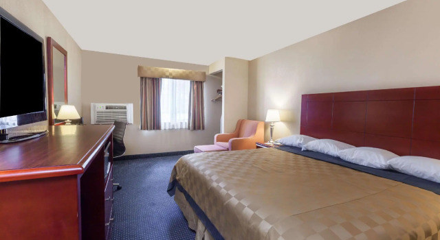 Двухместный номер Standard voco Flagstaff by IHG