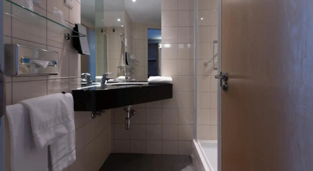 Семейный номер Standard Holiday Inn Express Saint-Nazaire by IHG