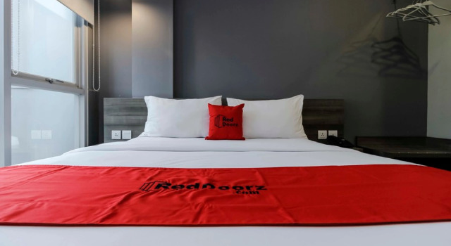 Номер Standard RedDoorz Plus near Tebet