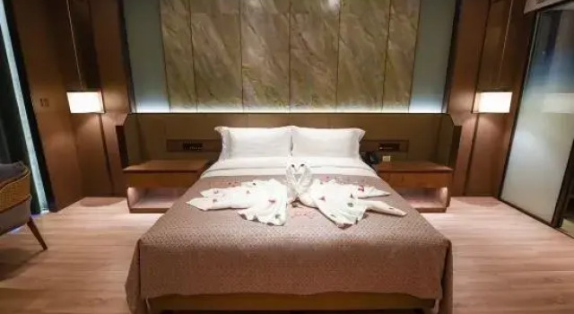 Люкс Business Qingdao Yihai Garden Hotel (Jimo Hot Spring Branch)