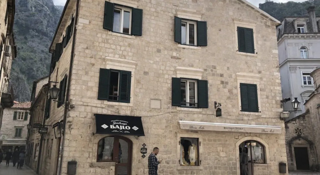 Hostel Centrum, Đặt Nhà trọ Hostel ở Kotor Riviera, Nhà trọ