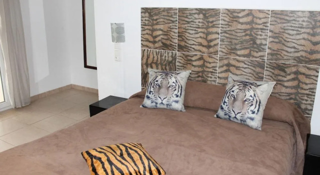 Hotel du Bastier, Rezerwuj Hotel Hotele w Cadarache z parkingiem, Parking