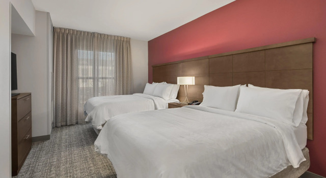 Staybridge Suites Florence - Civic Center by IHG, Book Hotel Hoteller i South Carolina med pool, Swimmingpool