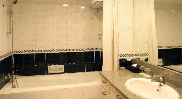 Двухместный номер Premier с 2 комнатами с балконом Norfolk Mansion - Luxury Serviced Apartment