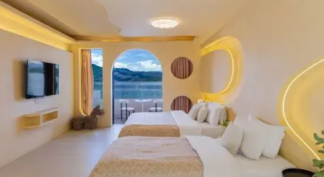 Семейный люкс с видом на озеро Yunshui Mountain Villa