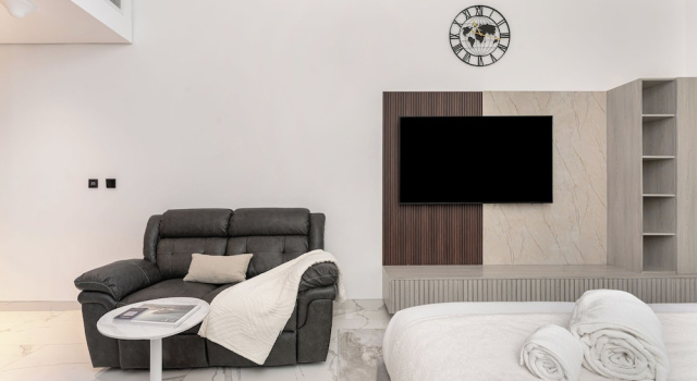 PVH - Royal Regency - Modern Studio