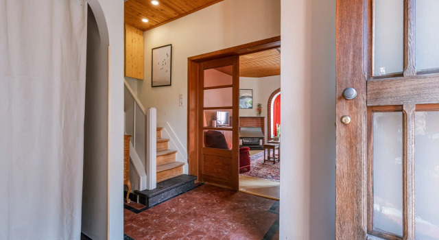 Charming house with terrace, Rezerwuj Hotel Hotele w Bruksela z parkingiem, Parking