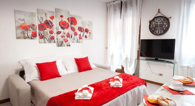 Appartamento California zona Verona Sud, Prenota Appartamento Hotel a Veneto con parcheggio, Parcheggio