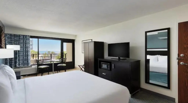 Двухместный номер с балконом и с видом на океан DoubleTree Resort by Hilton Myrtle Beach Oceanfront