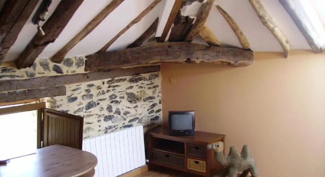 Casa Rural Pikatzaenea, Rezerwuj Hotel Hotele w Baskonia z parkingiem, Parking