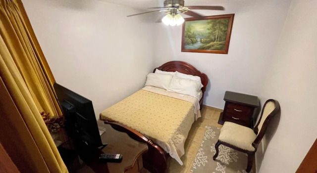 Família Suite Hostal Posada Real