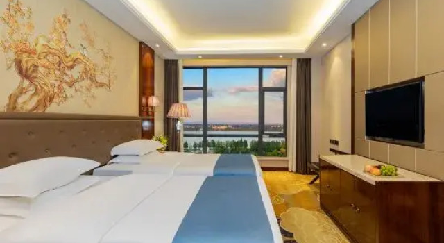 Люкс Deluxe Wangfu Hotel