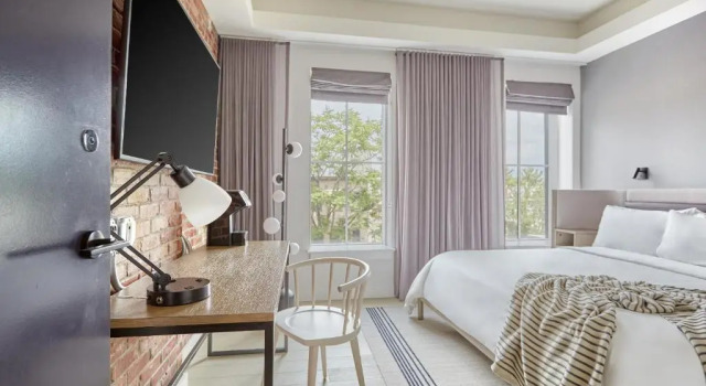 Номер Superior 907 Main Hotel Central Square, Sonder By Marriott Bonvoy