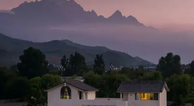 Suhuatang Shangi Homestay (Lijiang), Prenota Hotel Lijiang Yunnan