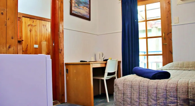Одноместный номер Standard с балконом Brisbane Manor