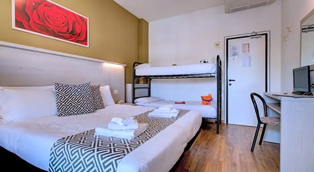 Четырёхместный номер Standard с балконом Hotel Christian Ideale Per Famiglie