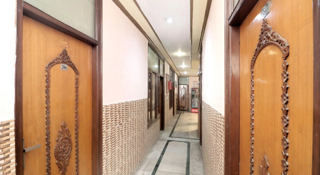OYO 12898 Hotel Victoria Regency