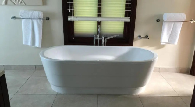 Вилла PRIVATE SEA VIEW VILLA Eden Island